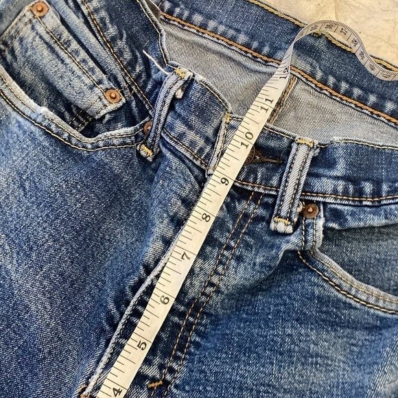 Levi's Vintage 505 Straight Leg Regular Fit High Rise Jeans 32/30 - Picture 6 of 8
